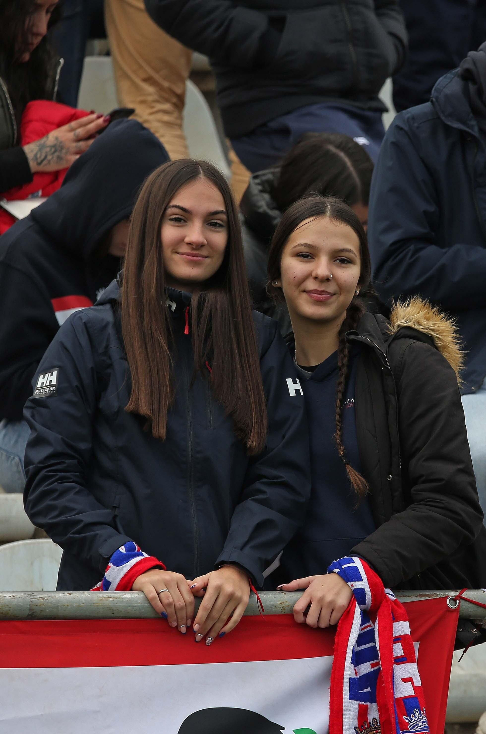 Fotos de la afición durante el Algeciras - Badajoz en el Nuevo Mirador