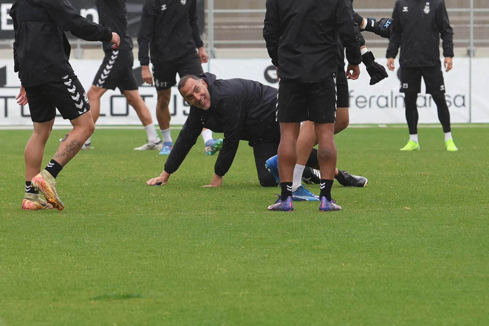 Las fotos del entrenamiento de la Balona previo a su final con el Villanovense