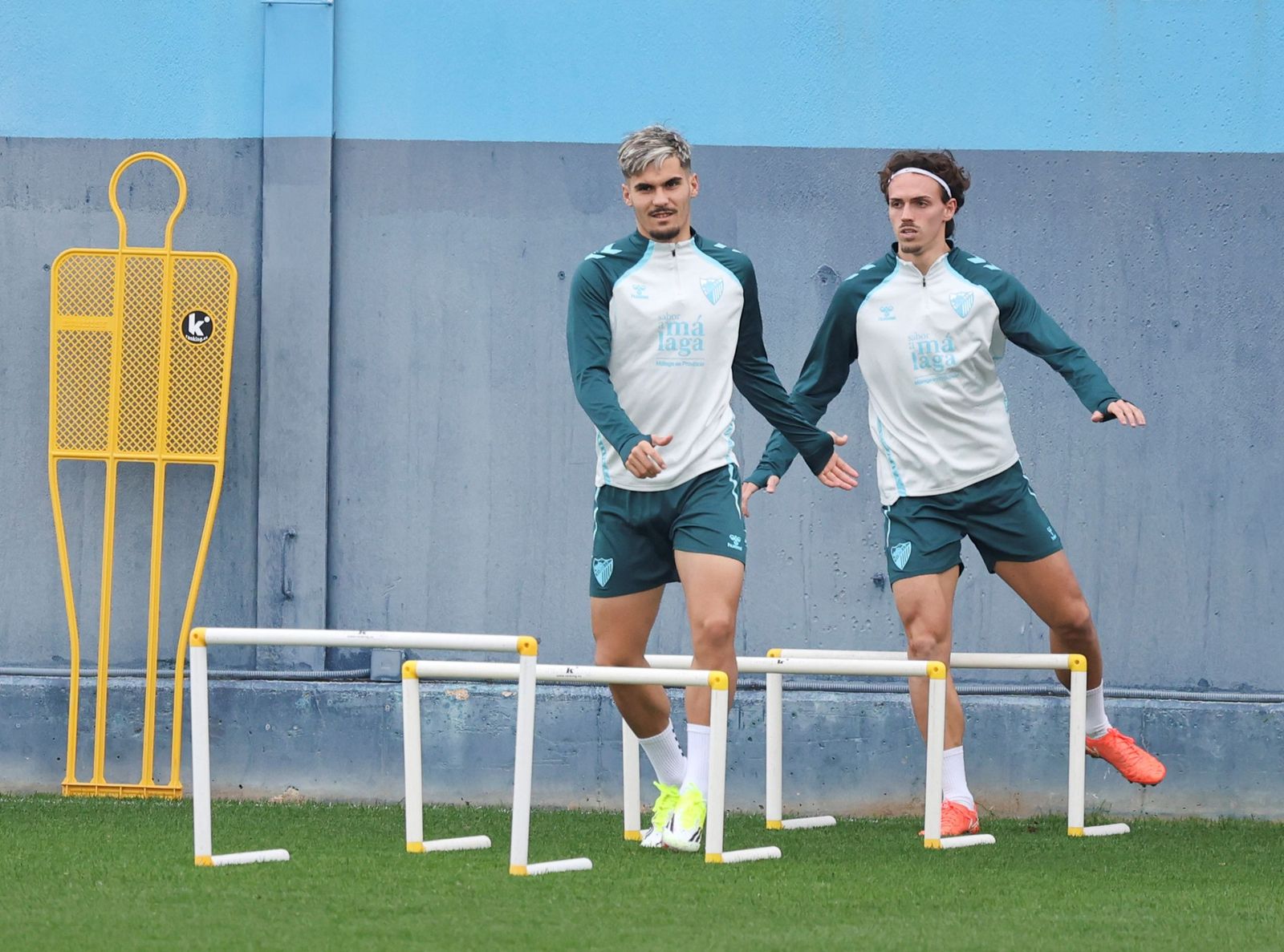 El Málaga CF vuelve al tajo sin Lobete en una semana eterna