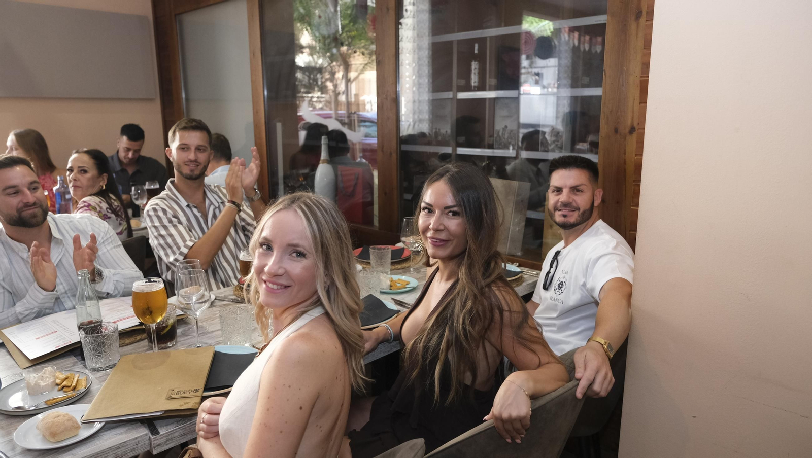 Sábado de Feria del Mediodía de Almería en La Bellota y El Buey, en La Cuarta Planta y en los ambigús