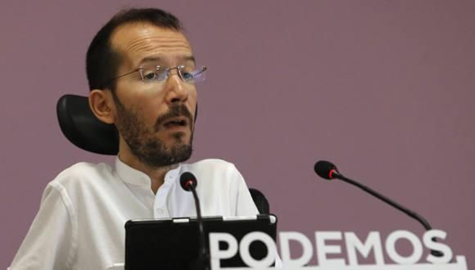 Echenique justifica la economía sumergida cuando, como su ex asistente, no se puede pagar la hipoteca