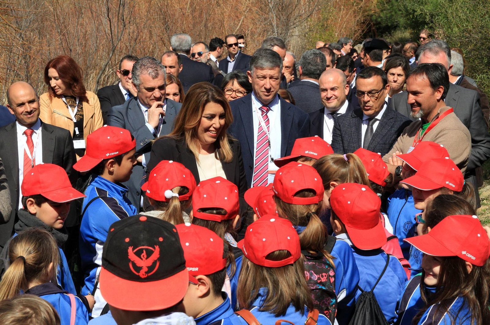 La presidenta de la Junta de Andalucía, Susana Díaz, y el consejero delegado de Cepsa, Pedro Miró, inauguran el proyecto 'Optimización de Aromáticos' de Cepsa, en imágenes