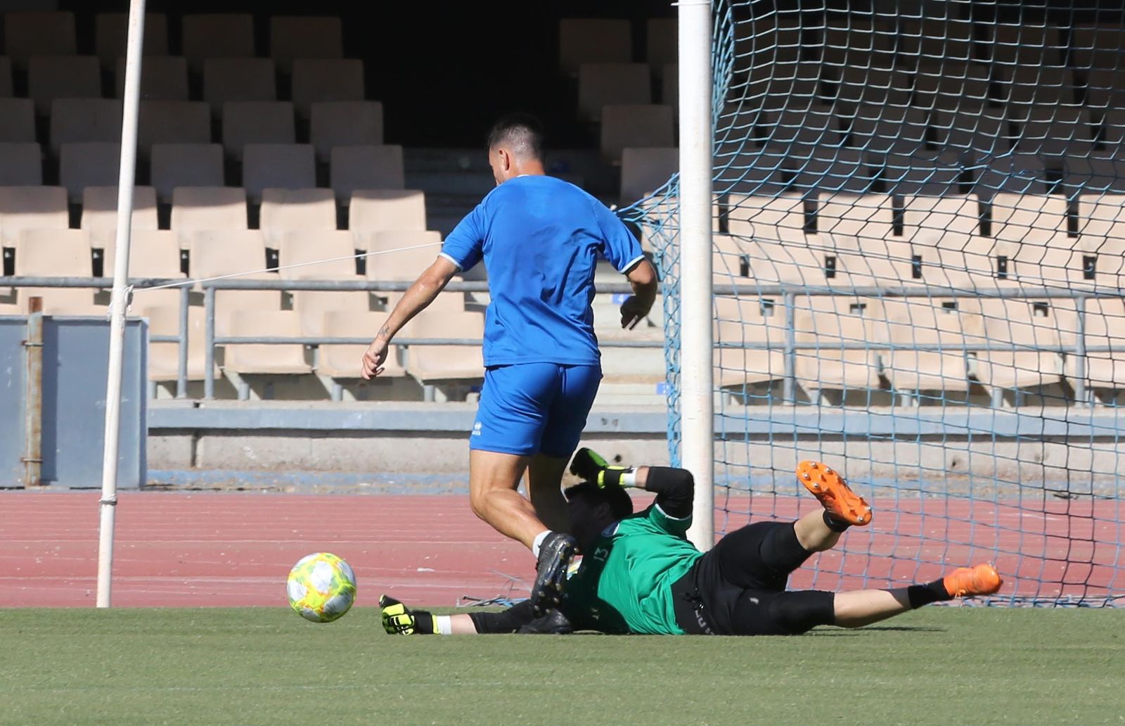 Imágenes del  partidillo disputado en Chapín por el XerezDFC