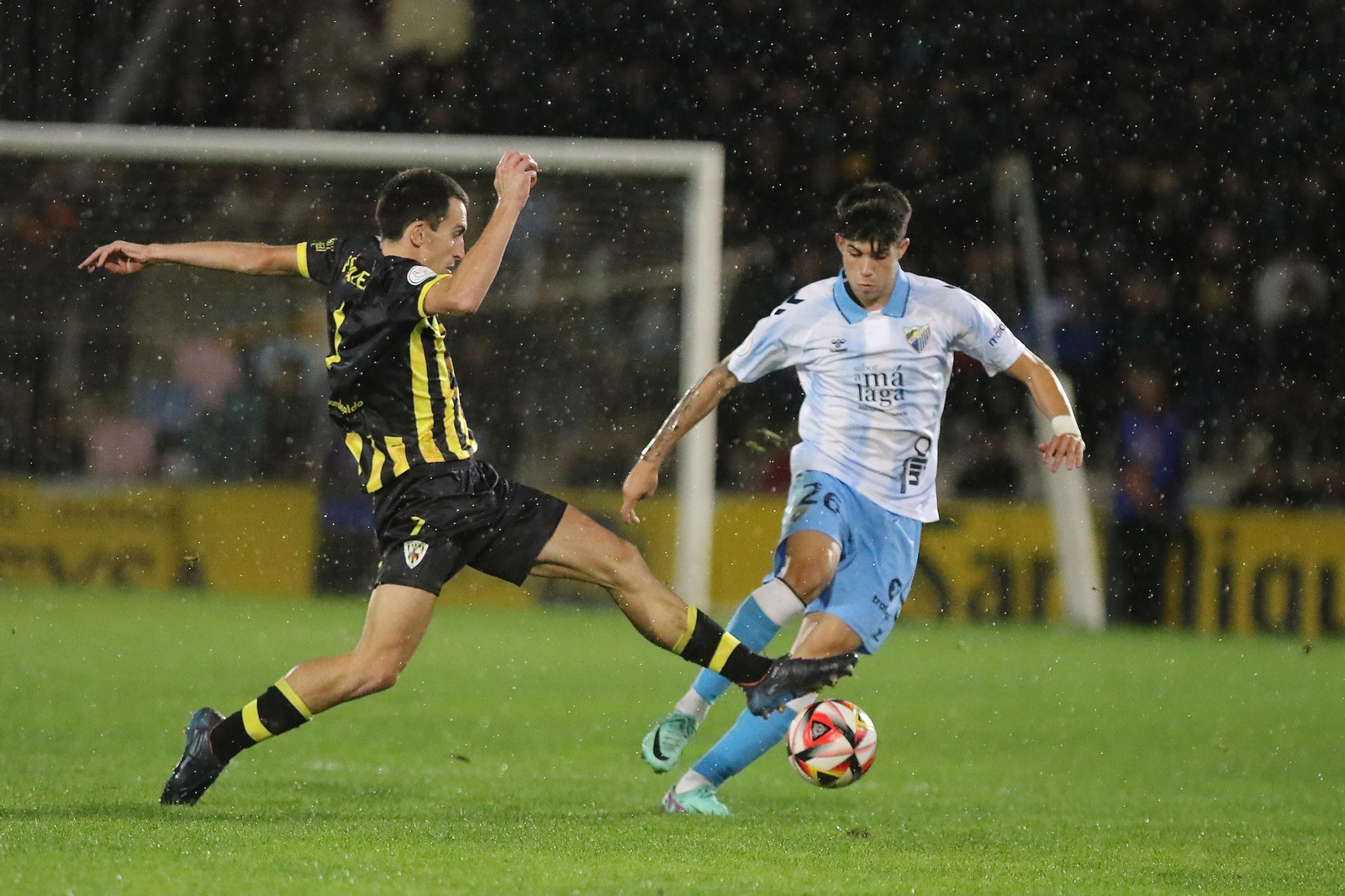 El Barakaldo-Málaga CF, en fotos