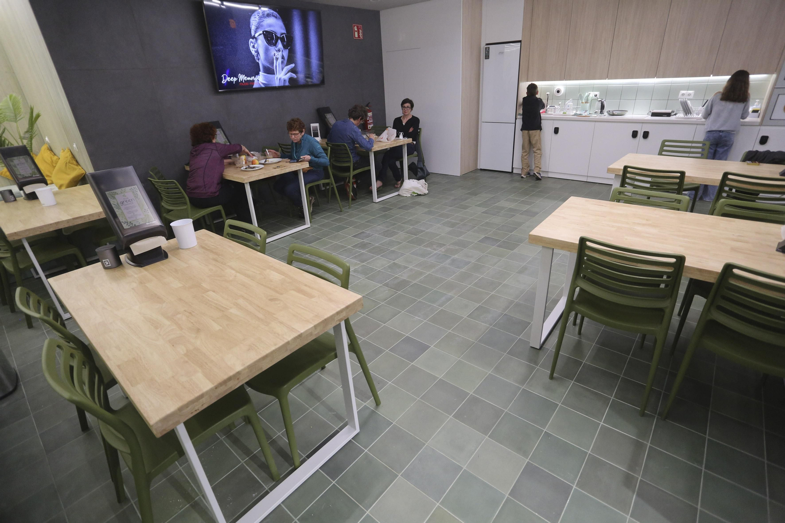 Las fotos del hotel del futuro que aterriza en Málaga