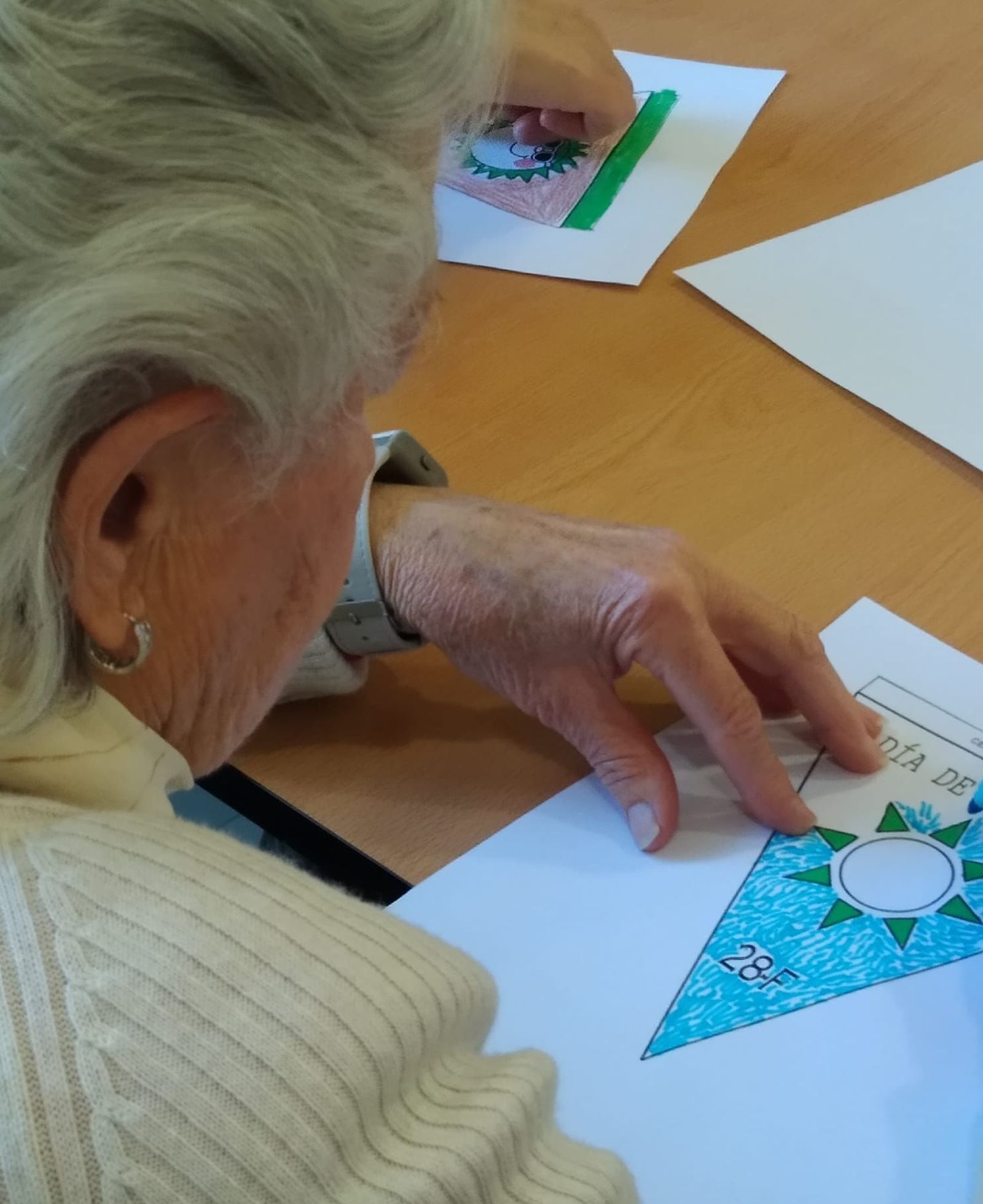 Realización de actividades en el Centro de Mayores