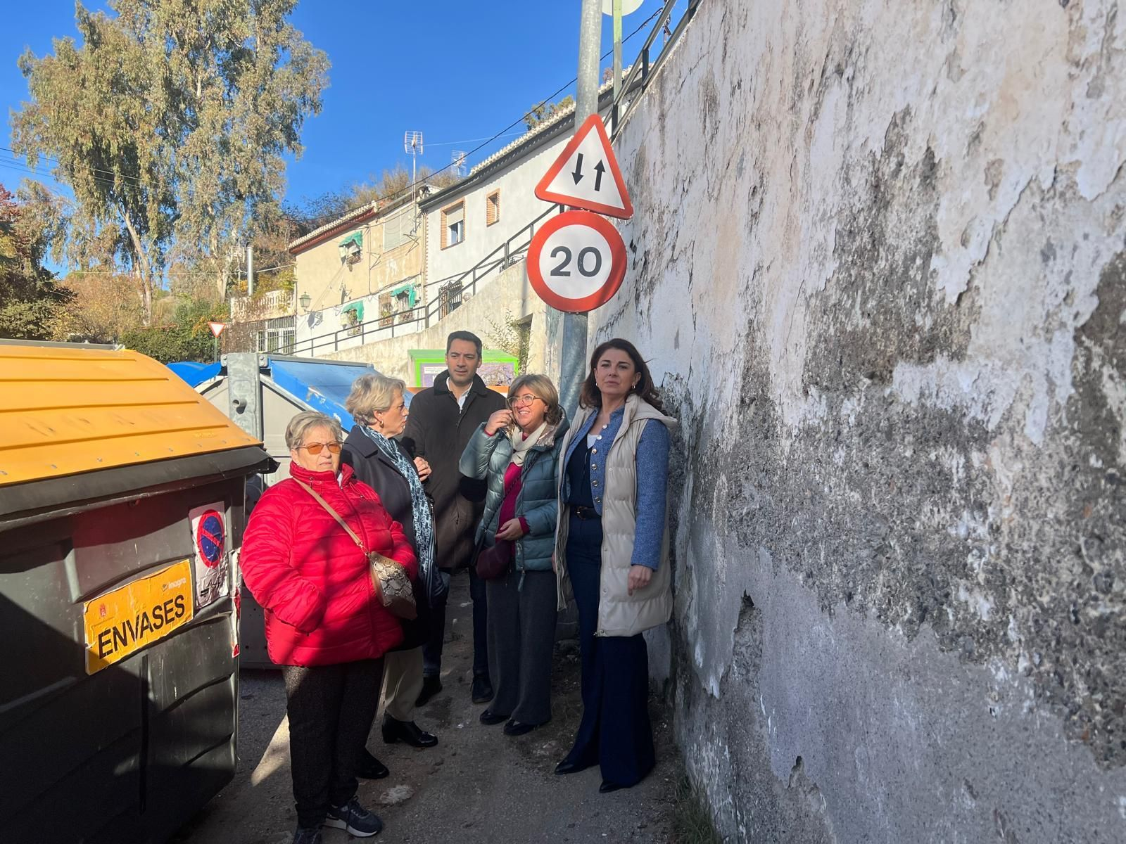Visita del PSOE al barrio.