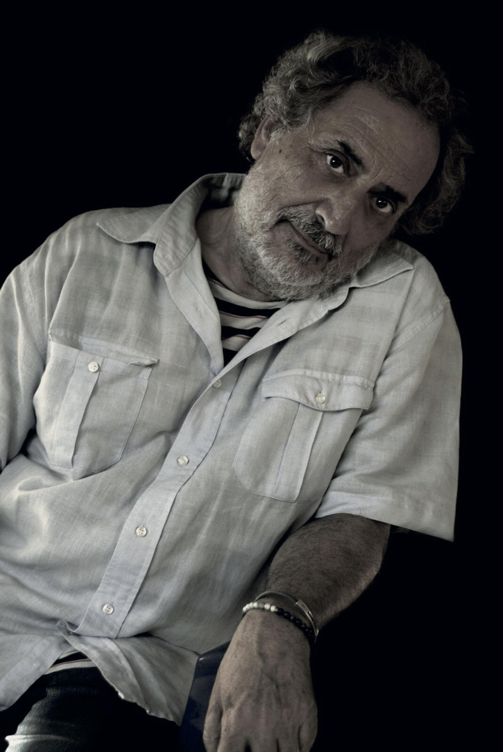 José Chamizo presenta su libro 'Vidas Probables a ras de suelo'.