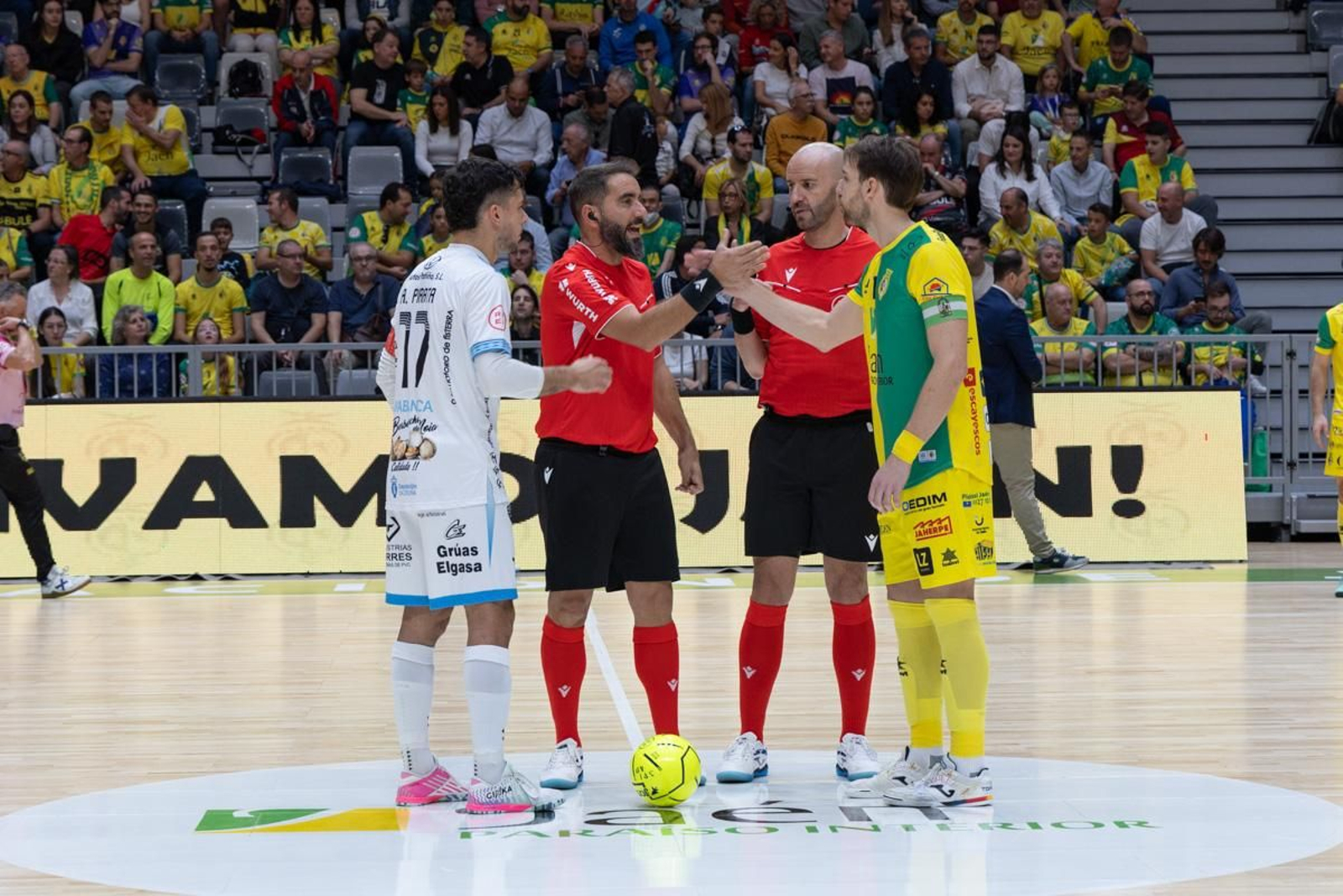 Partido Jaén Paraíso Interior contra Noia, en imágenes