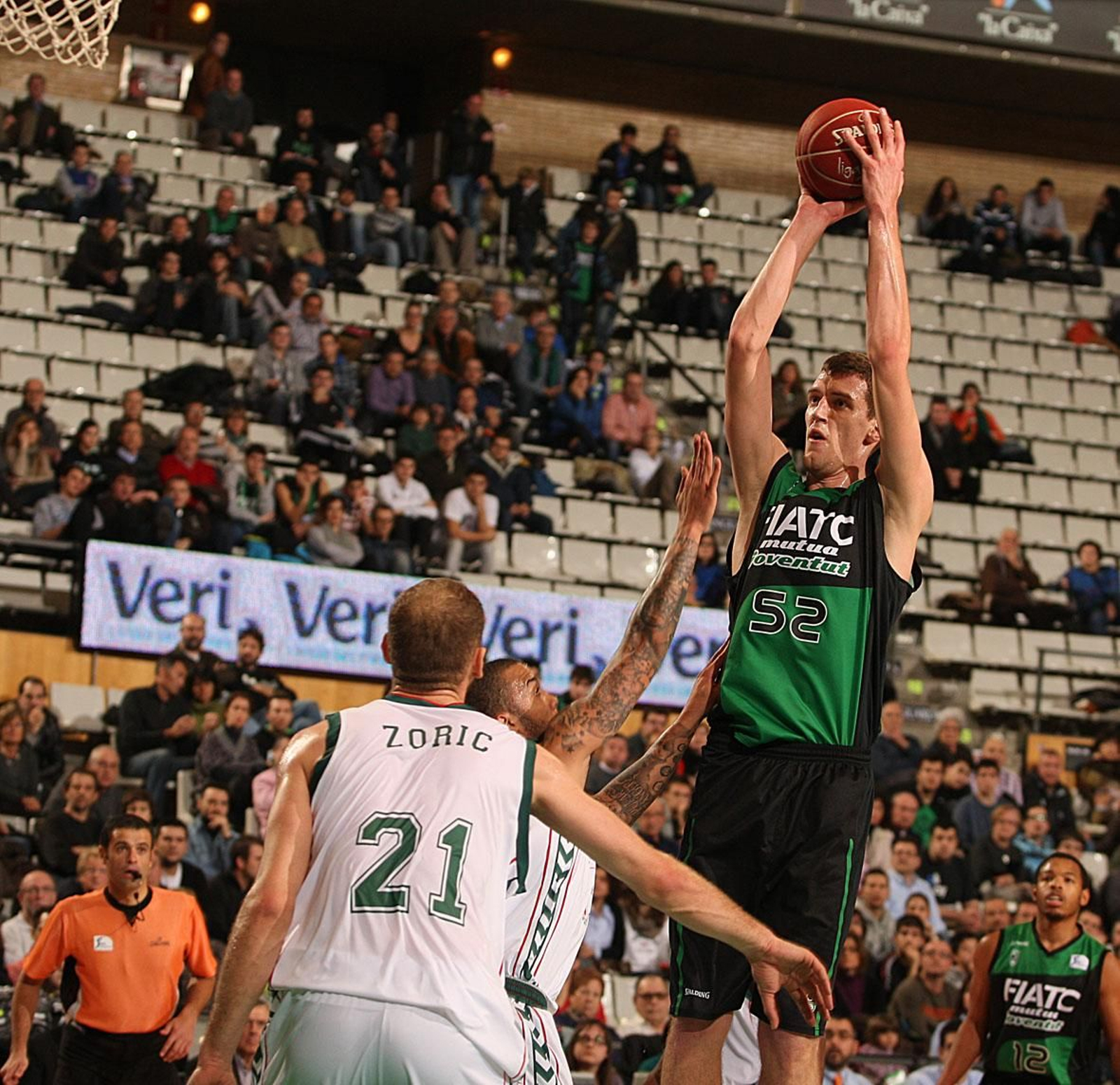 La carrera de Ognjen Kuzmic, en fotos