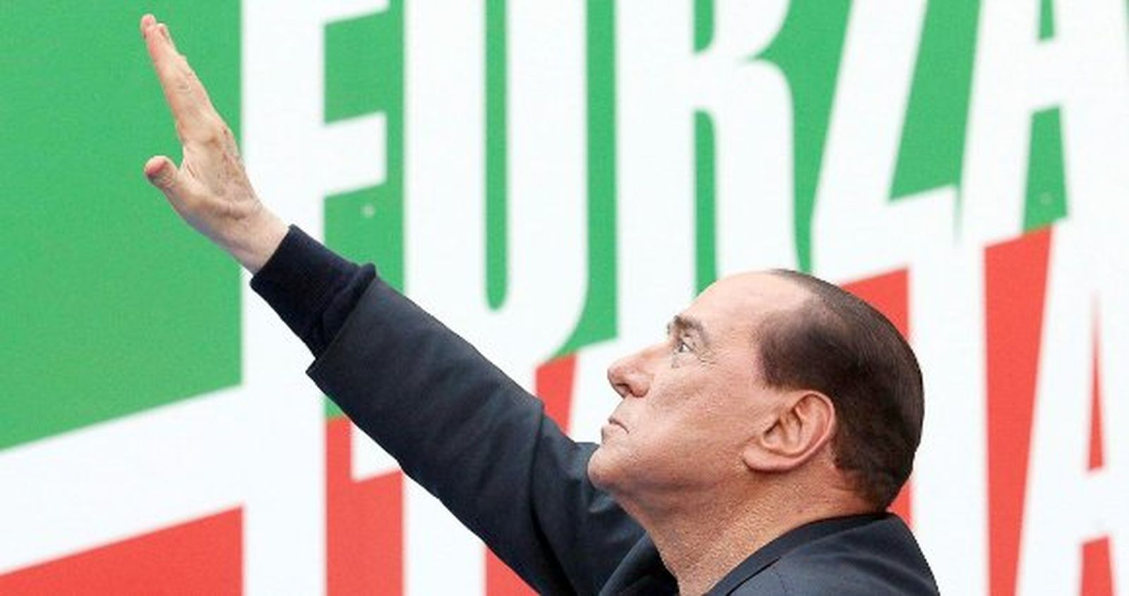 Jaque a la italiana: Berlusconi provoca una nueva crisis de gobierno