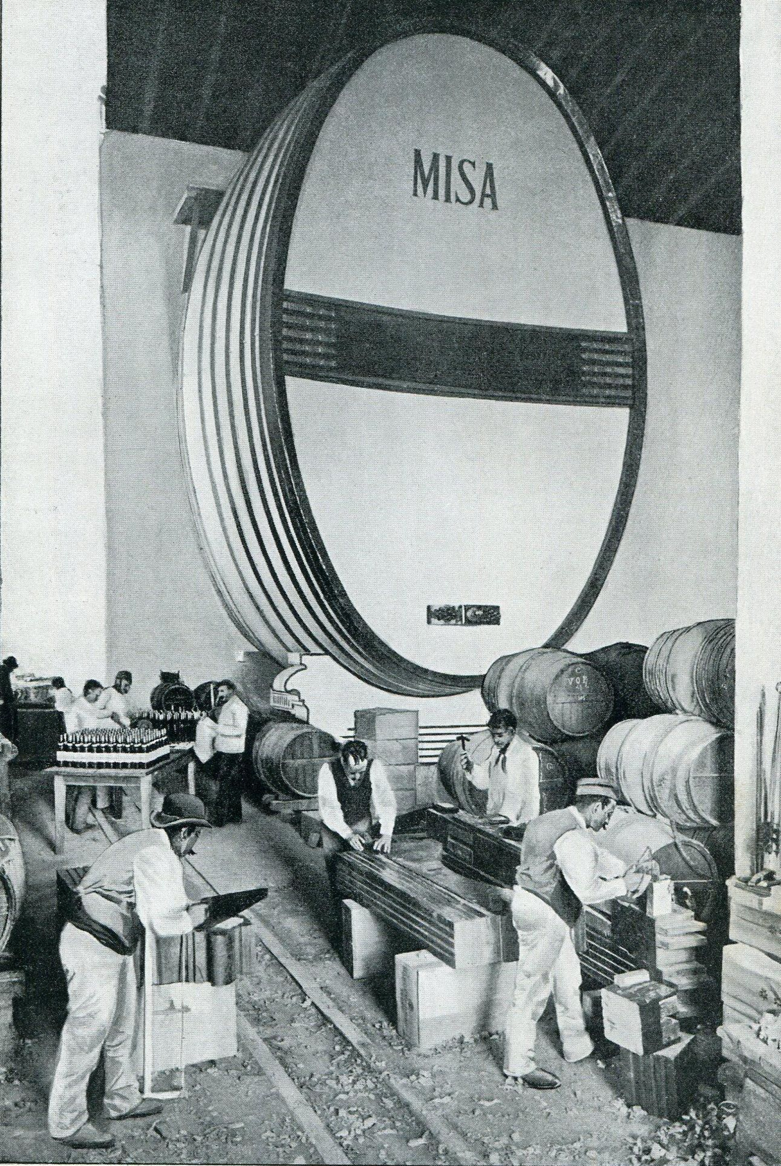 Bota gigante para la Exposición Universal de Burdeos de 1895.