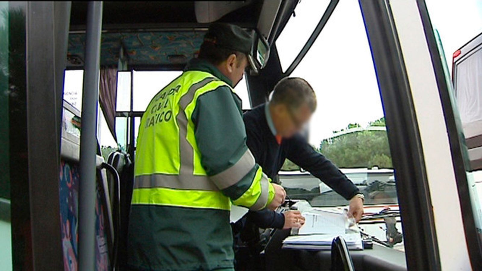 Denunciado el conductor de un autobús escolar por dar positivo en ...