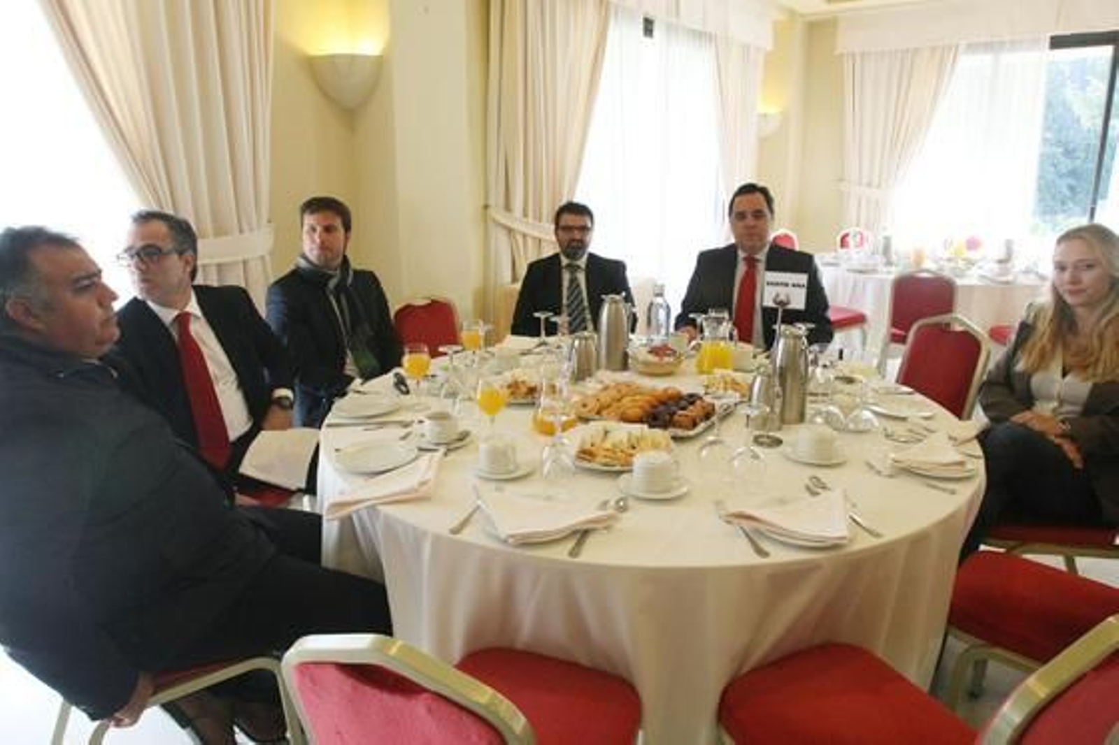 Cayetano García, Francisco Sáez, Pedro Piña, Ian Penfold, Rafael Peinado y Charlotte Petersen. 

Foto: Paco Guerrero