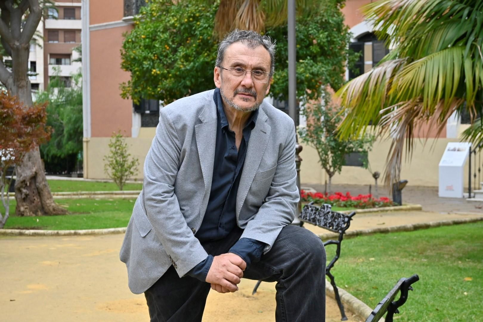 El director de cine Antonio Cuadri en la Casa Colón.