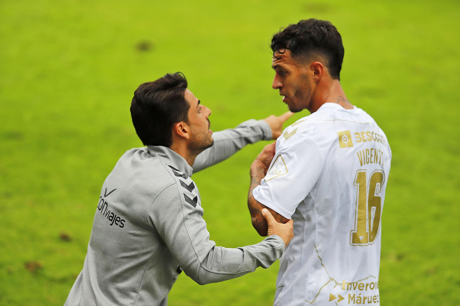 Imágenes del encuentro entre el San Roque de Lepe y UCAM Murcia