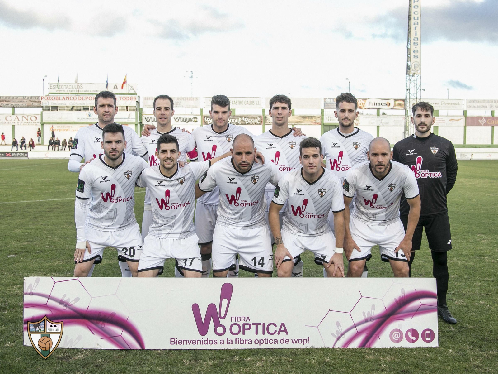 Formación del CD Pozoblanco en un partido de esta temporada.