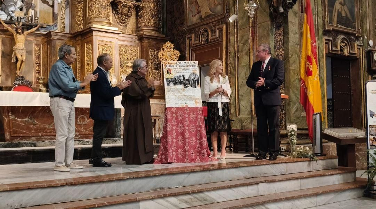 La Orden de Santa Bárbara presenta en Jerez el cartel de los actos en honor de la Armada Española.