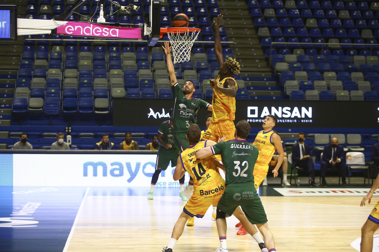 Jaime Fernández deja una bonita bandeja.