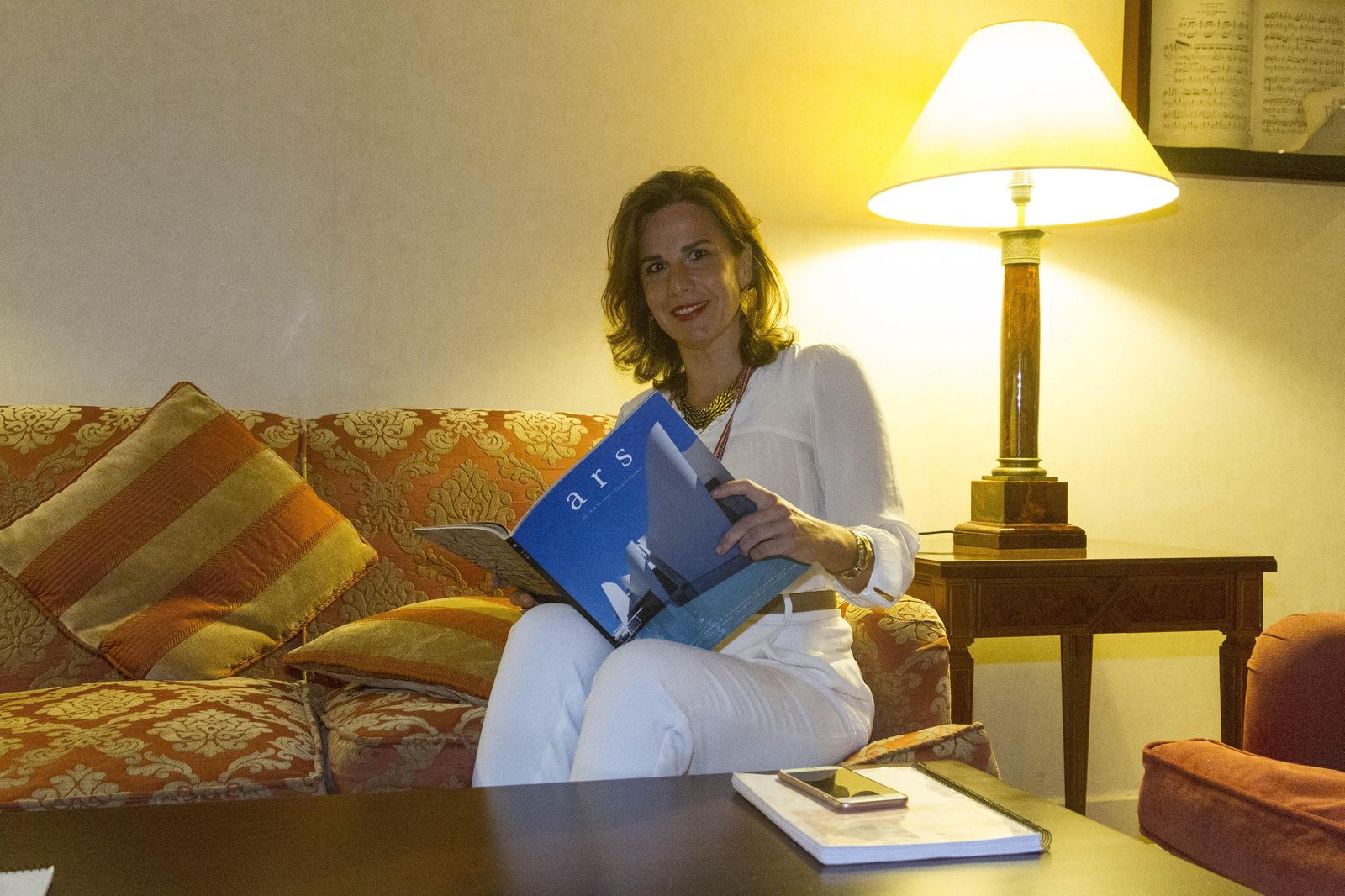 Clara Zamora, en el Sevilla Center con Ars, revista de Arte y Coleccionismo.