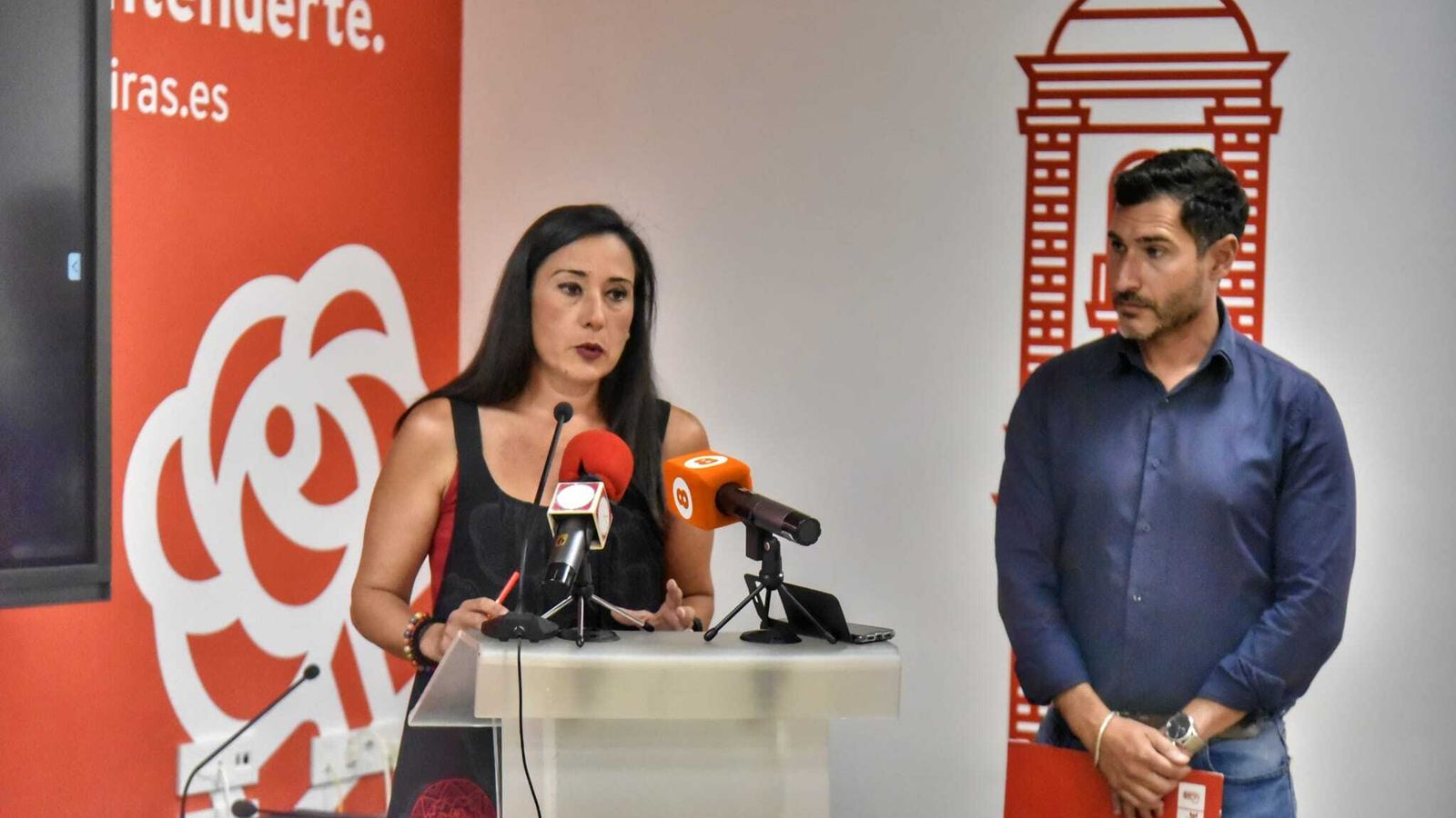 Rocío Arrabal y Fran Fernández durante la rueda de prensa