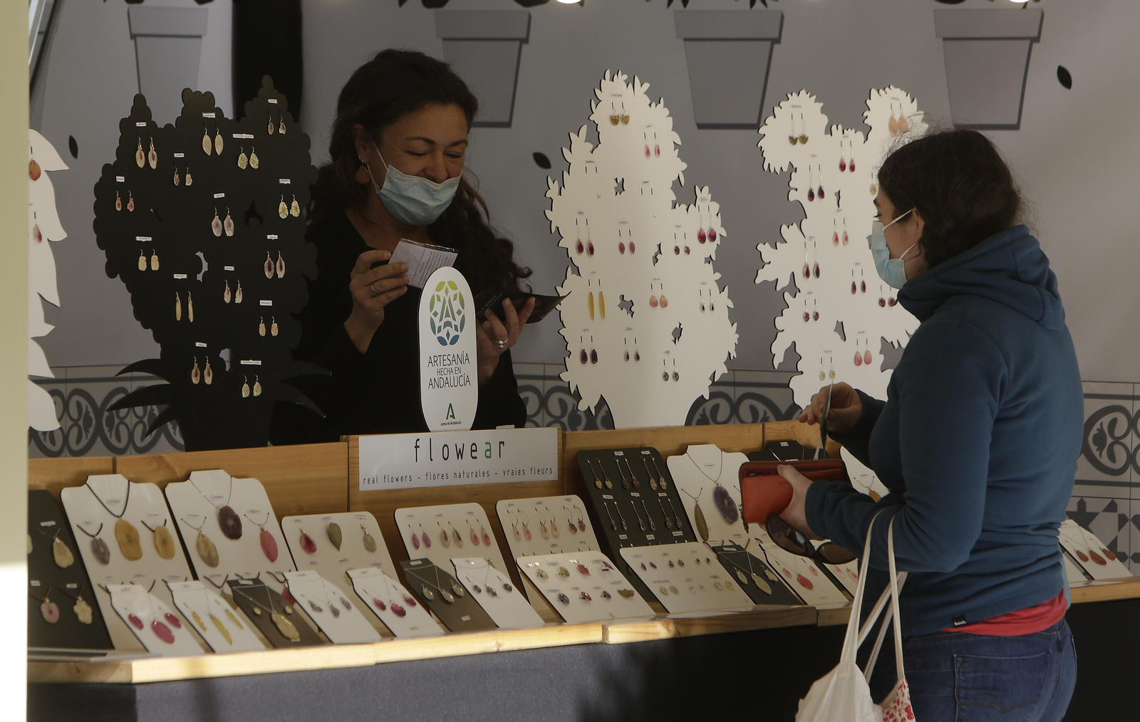 Mercado artesanal de Plaza Nueva