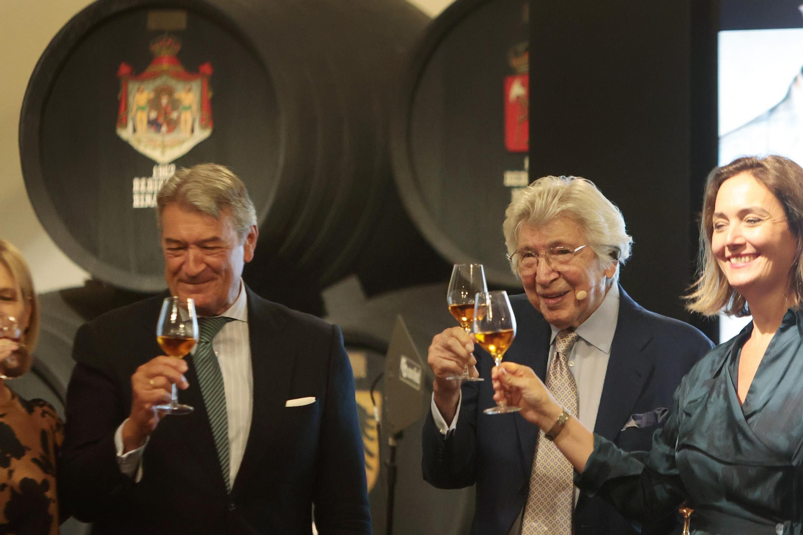 Manuel Alejandro sienta Cátedra con el vino de Jerez