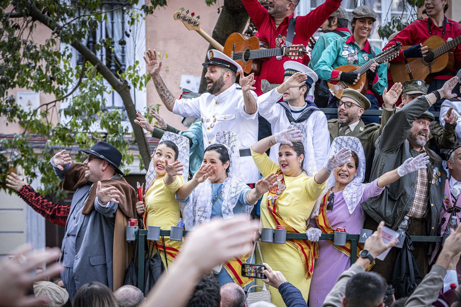 Las mejores imágenes del lunes de Carnaval de Cádiz 2026