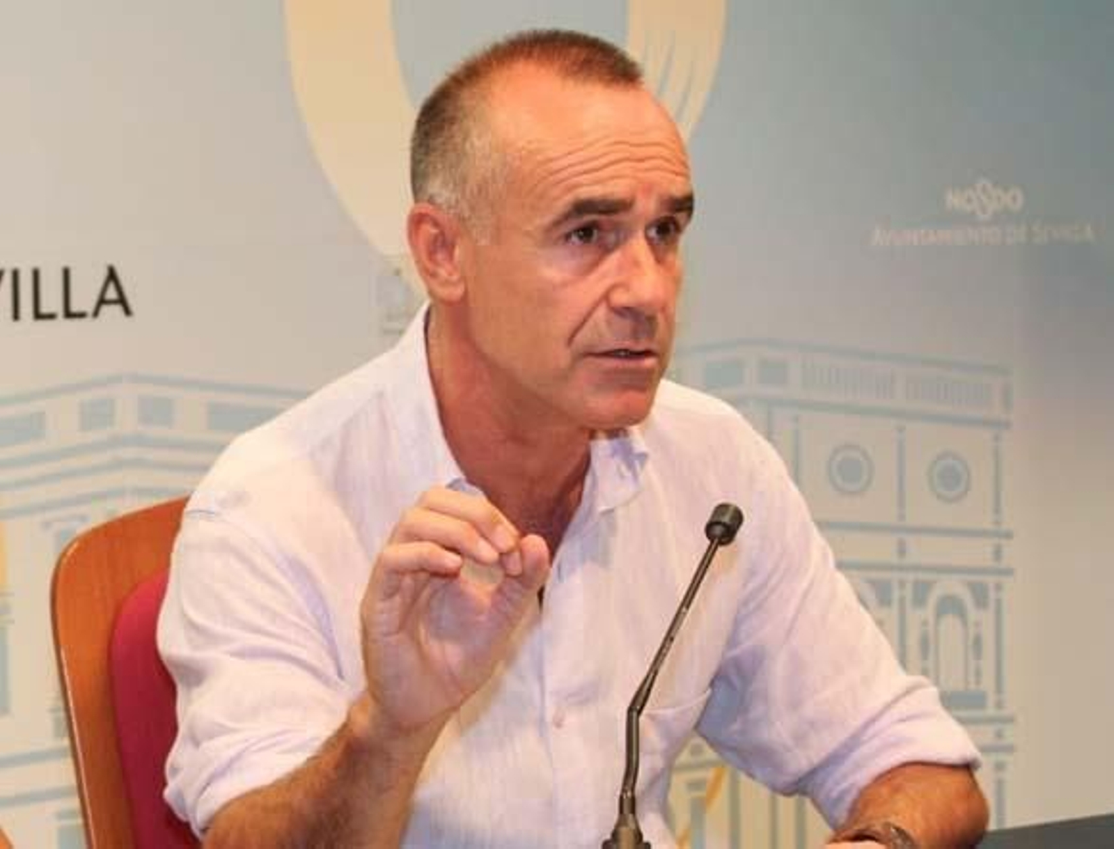 El PSOE denuncia que Zoido prevé 2.000 plazas más de zona azul