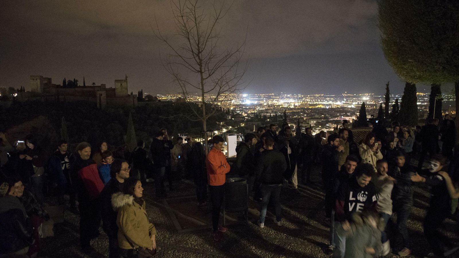 El Mirador de San Nicolás en la Hora del Planeta