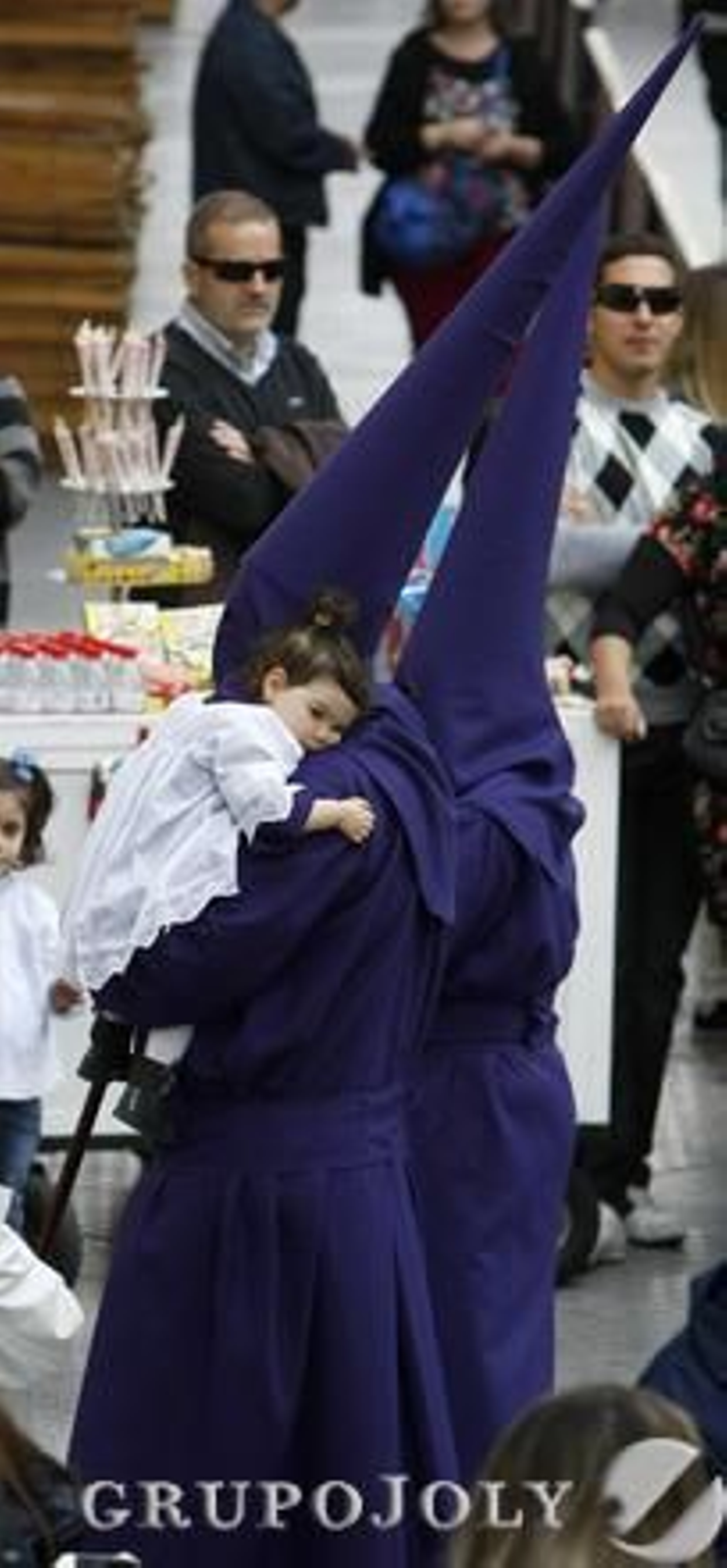 La hermandad de Columna. 

Foto: Jose Braza