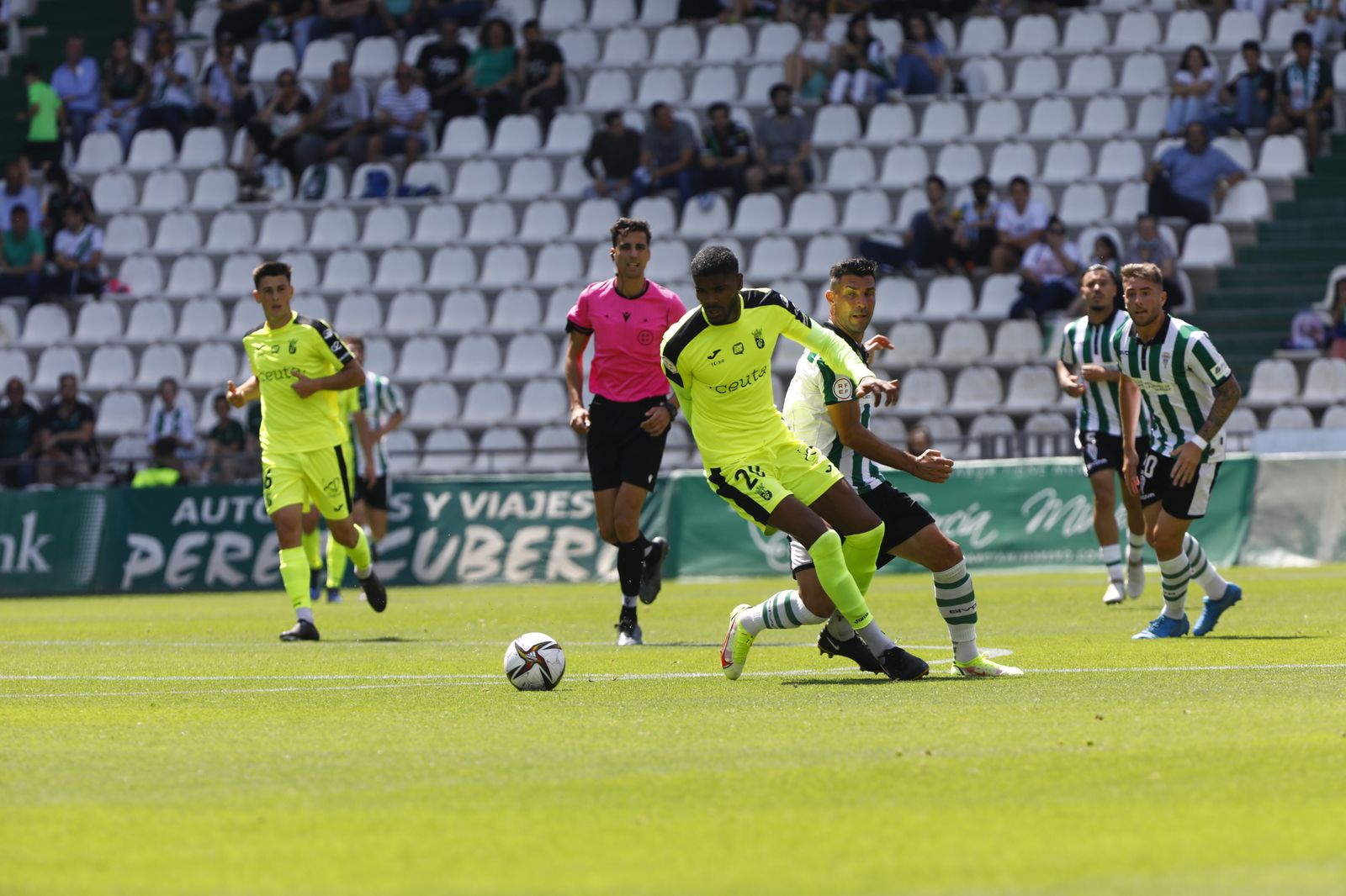 La victoria del Córdoba CF ante el Ceuta, en imágenes