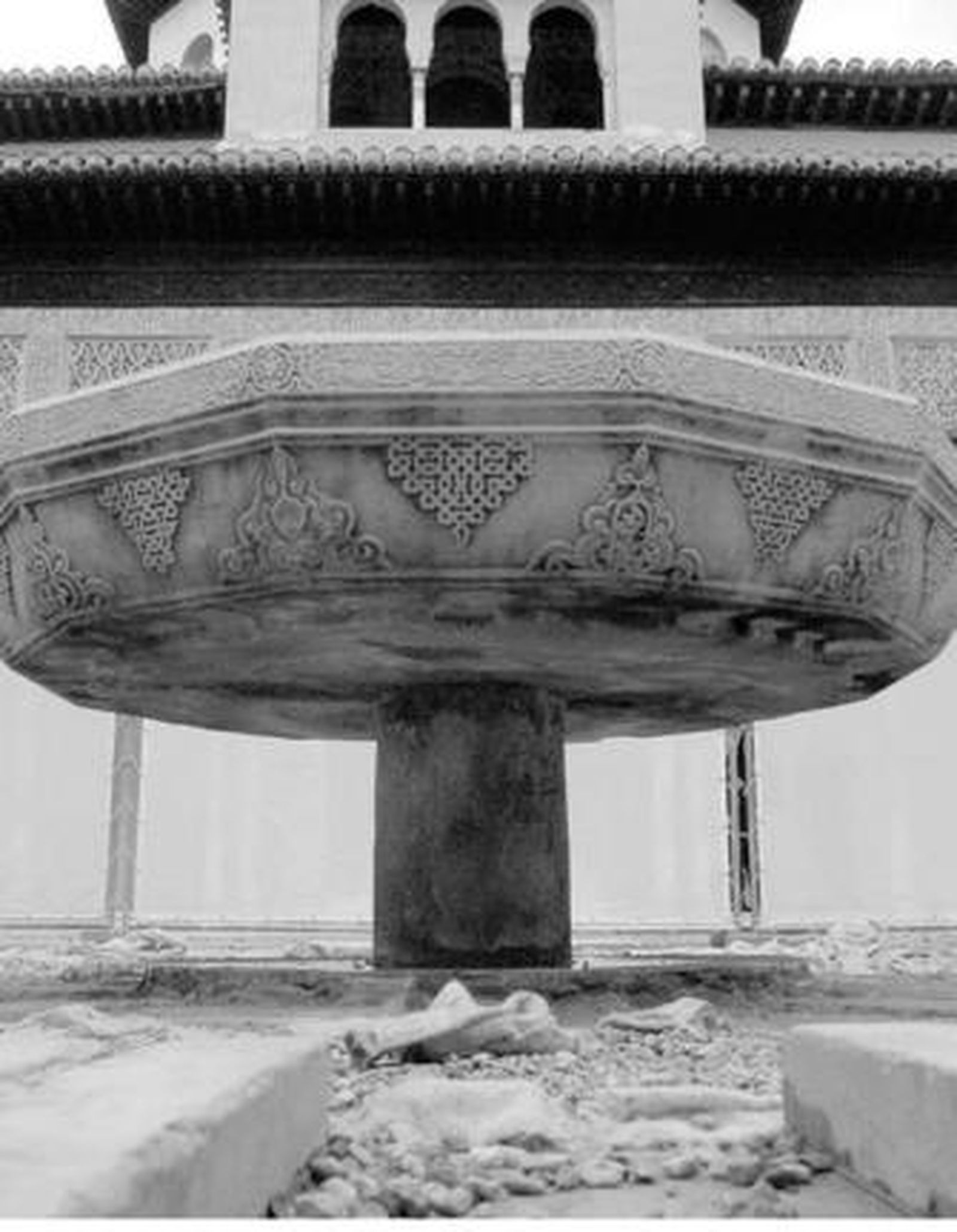 La Alhambra potenciará la investigación en todas las disciplinas científicas vinculadas a la restauración.