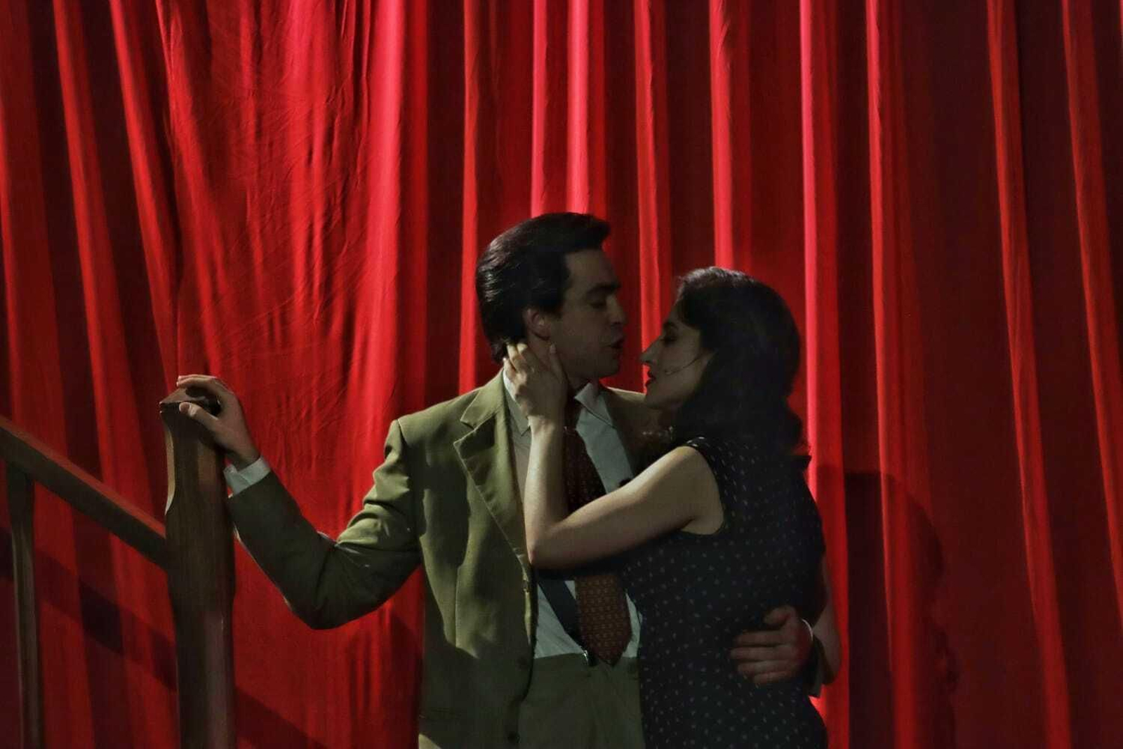 El musical 'El tiempo entre costuras', en el Teatro Cervantes hasta 10 de septiembre, en imágenes