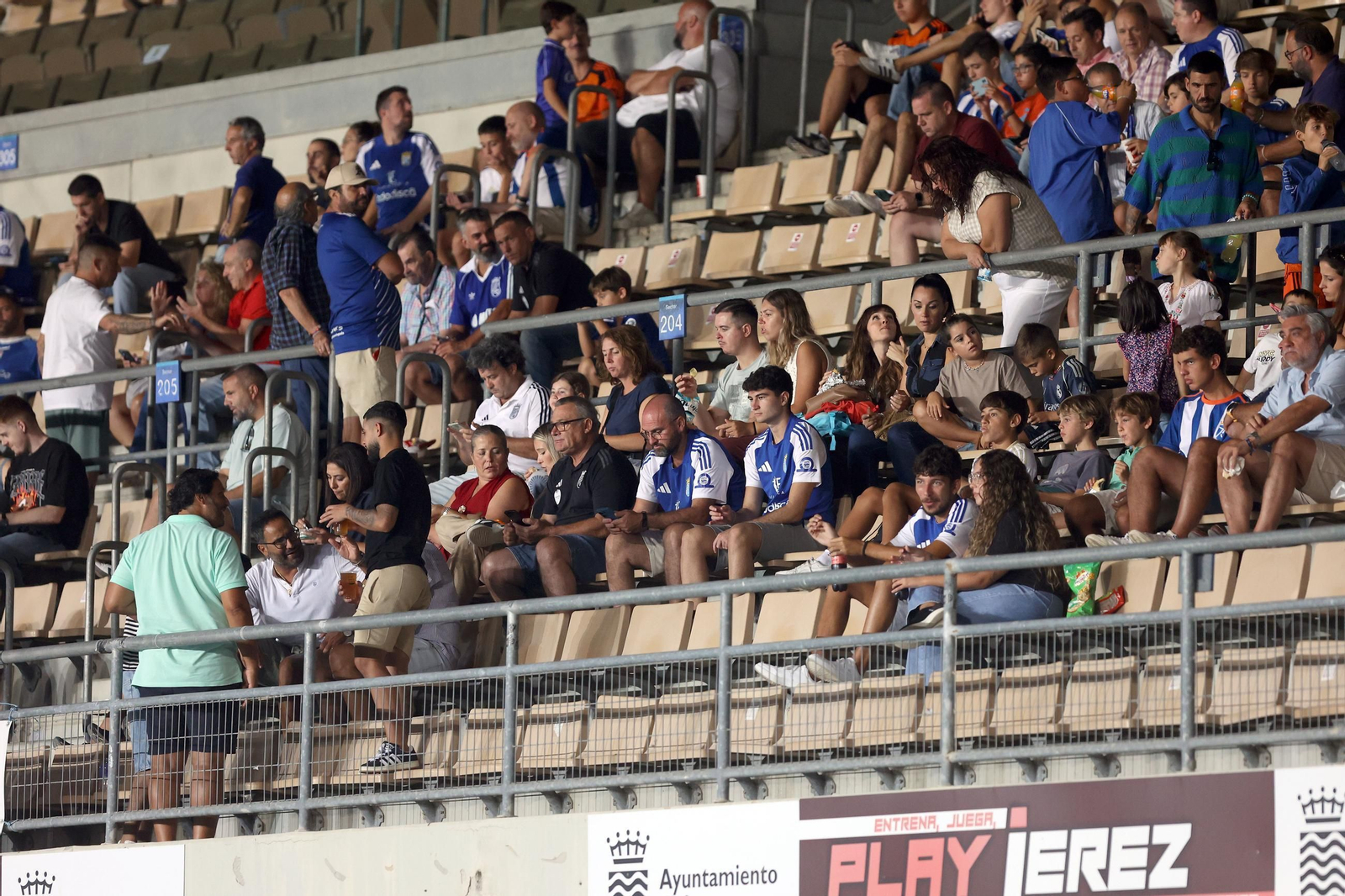 Búscate en el Trofeo Feria de la Vendimia entre el Xerez CD contra el Juventud Torremolinos en Chapín