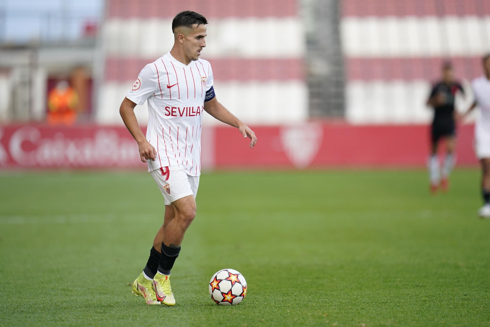 Alexandro Fernández, en un partido con el equipo juvenil la pasada temporada.