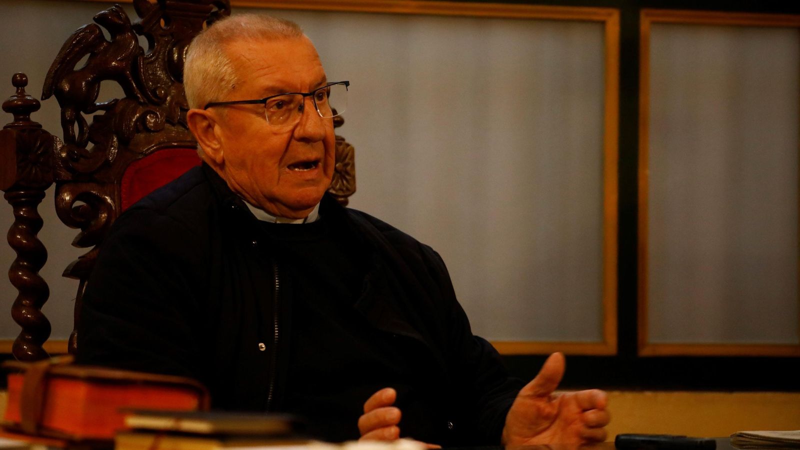 Pedro Soldado gesticula durante un momento de la entrevista.