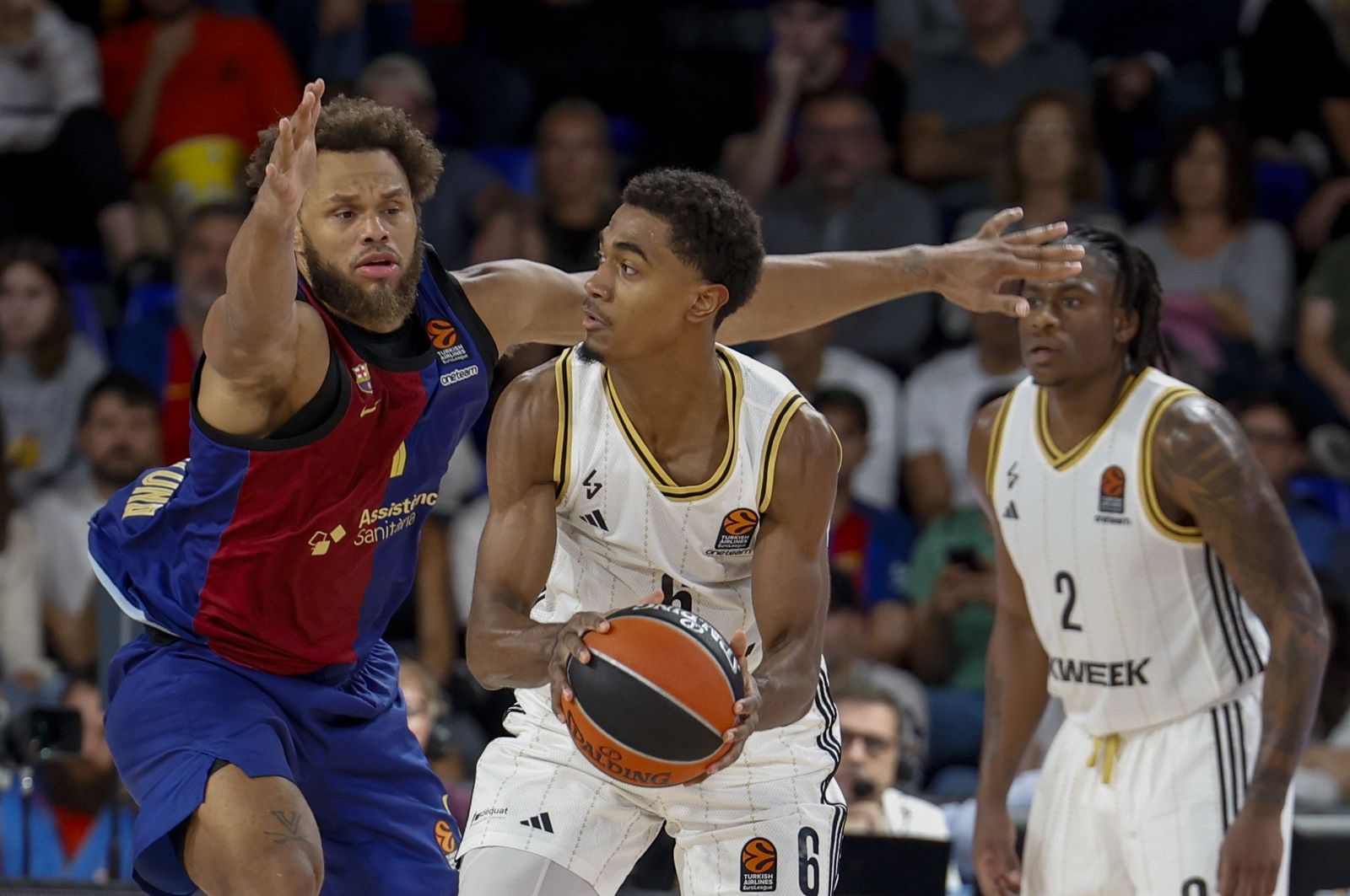 El Barça mastica plomo pero gana antes de jugar ante el Unicaja