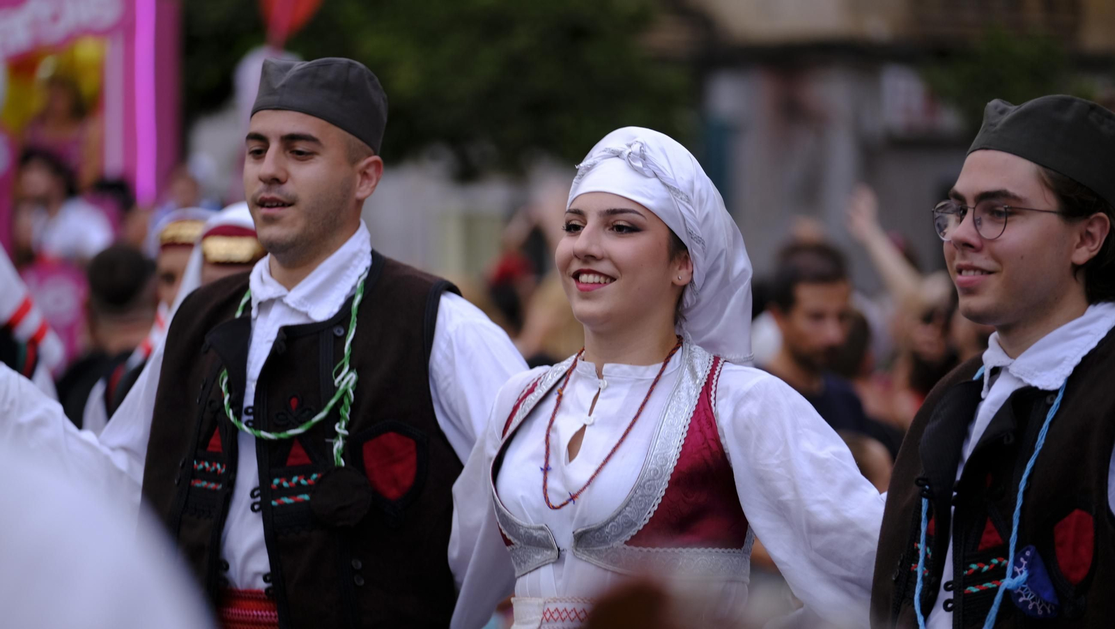 Las mejores imágenes de la Batalla de Flores de Almería