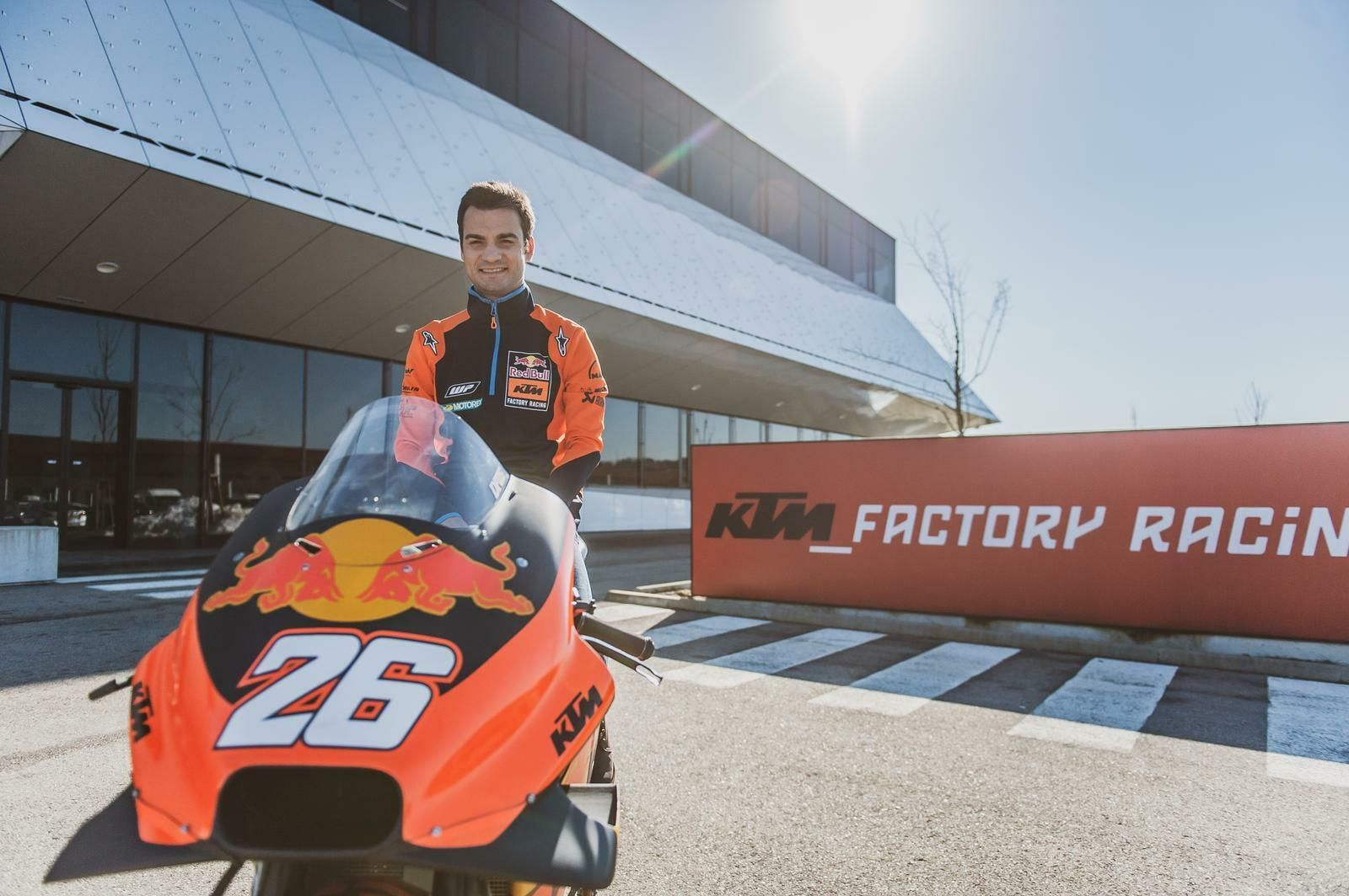 Primeras imágenes de Dani Pedrosa con la KTM Primeras imágenes de Dani Pedrosa con la KTM