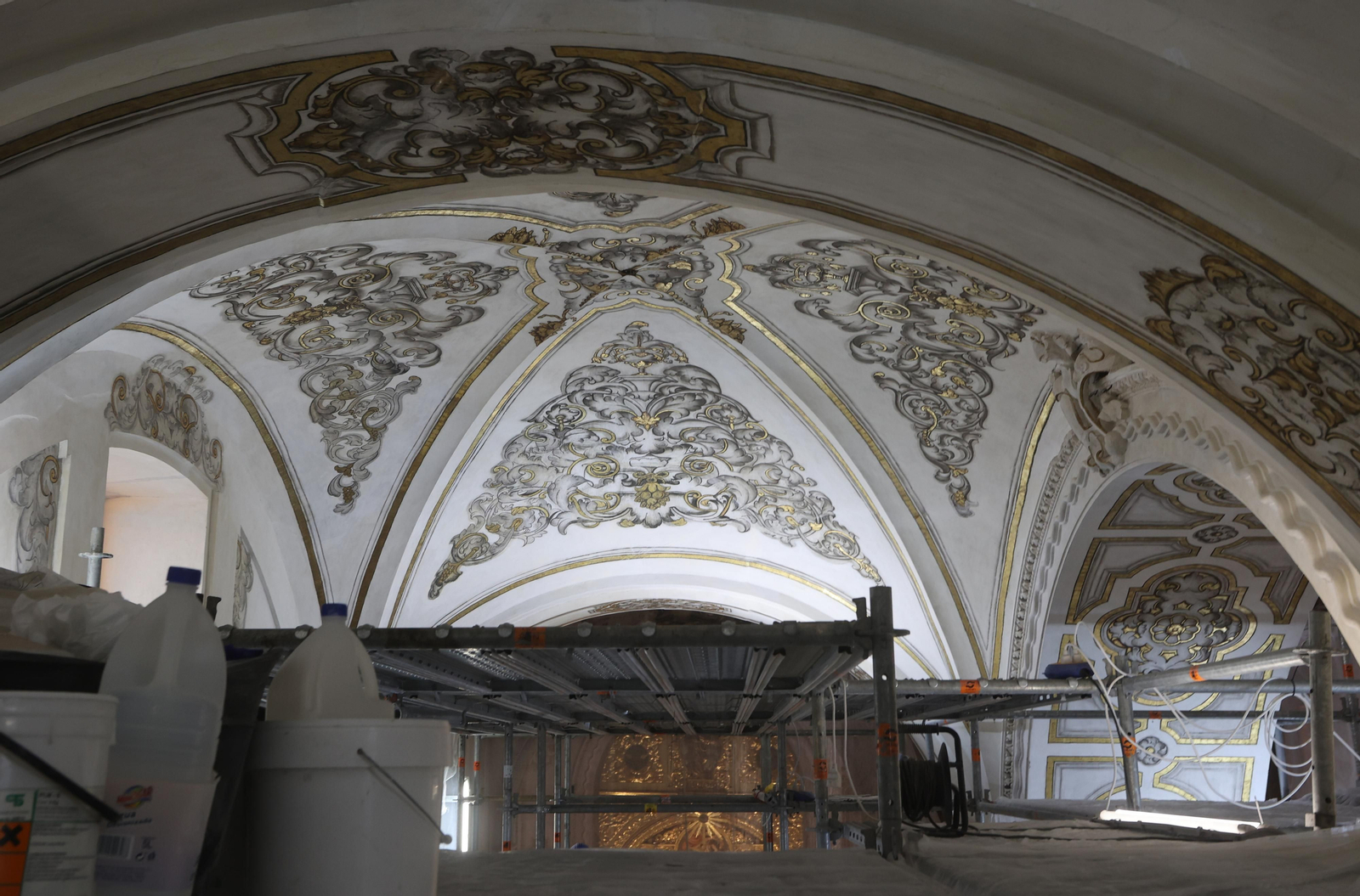 Restauración de las pinturas murales de la Iglesia de la Magdalena