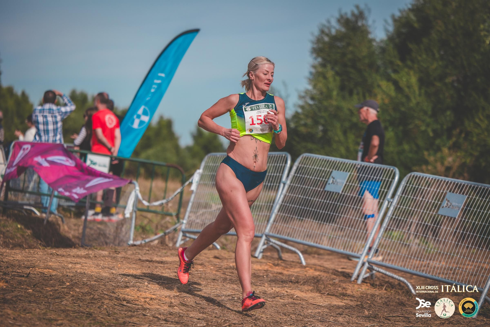 Búscate en las fotos del Cross de Itálica 2025 | 1