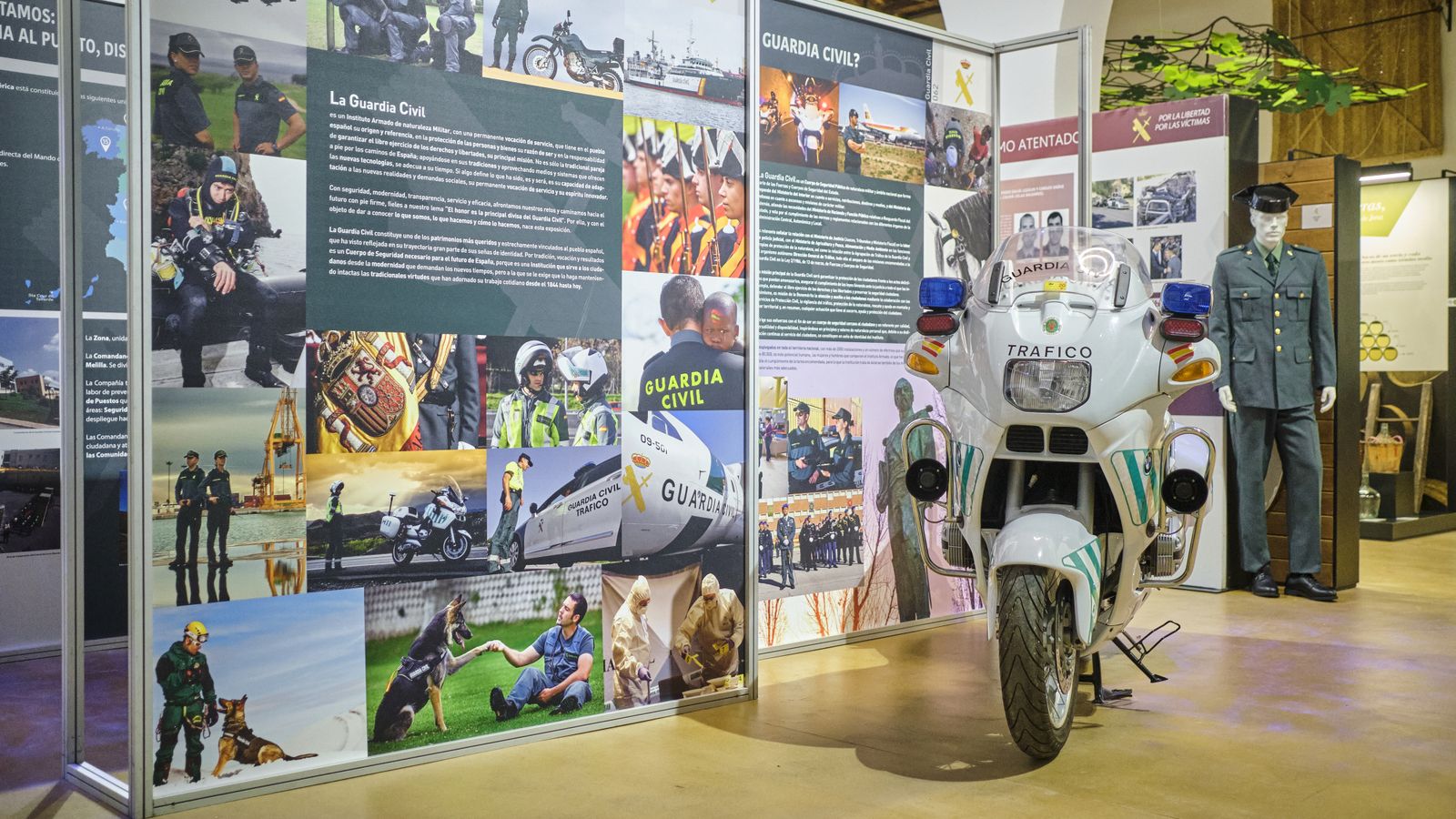 Las imágenes de la la exposición 'La Guardia Civil al servicio del ciudadano'