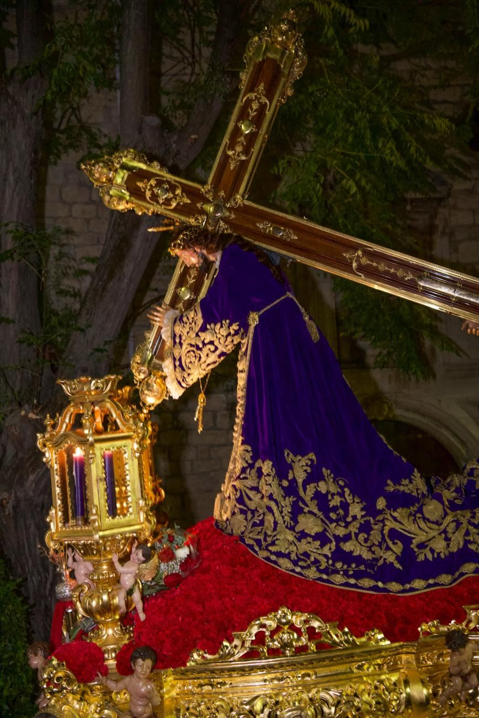 El Abuelo abre el camino de la histórica Magna en Jaén