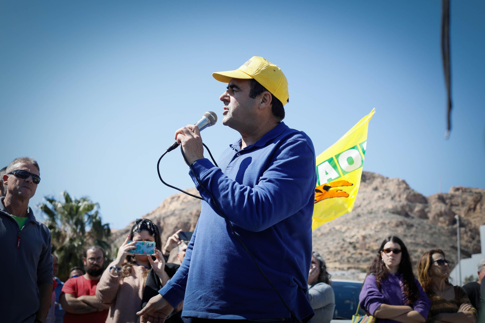 Los agricultores colapsan el puerto de Almería