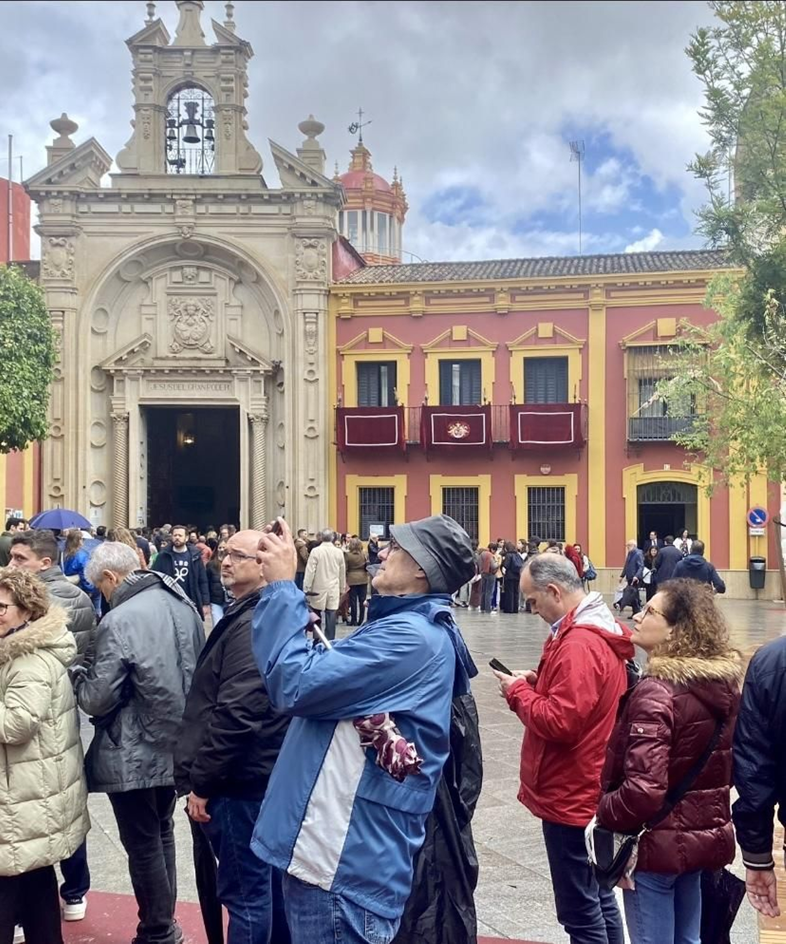 Jordi Turull, en la Plaza de San Lorenzo.