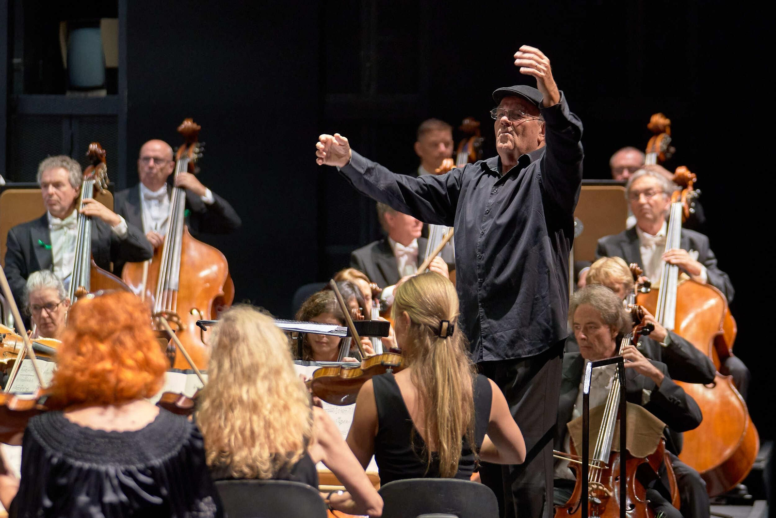 La ROSS con su titular Soustrot en concierto al principio de la temporada 22-23