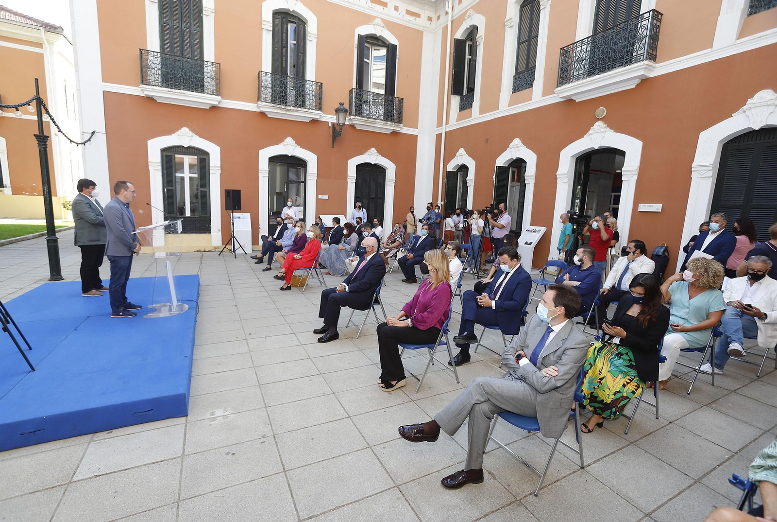 Imágenes de la presentación del cartel de la 47 edición del Festival de Cine Iberoamericano de Huelva