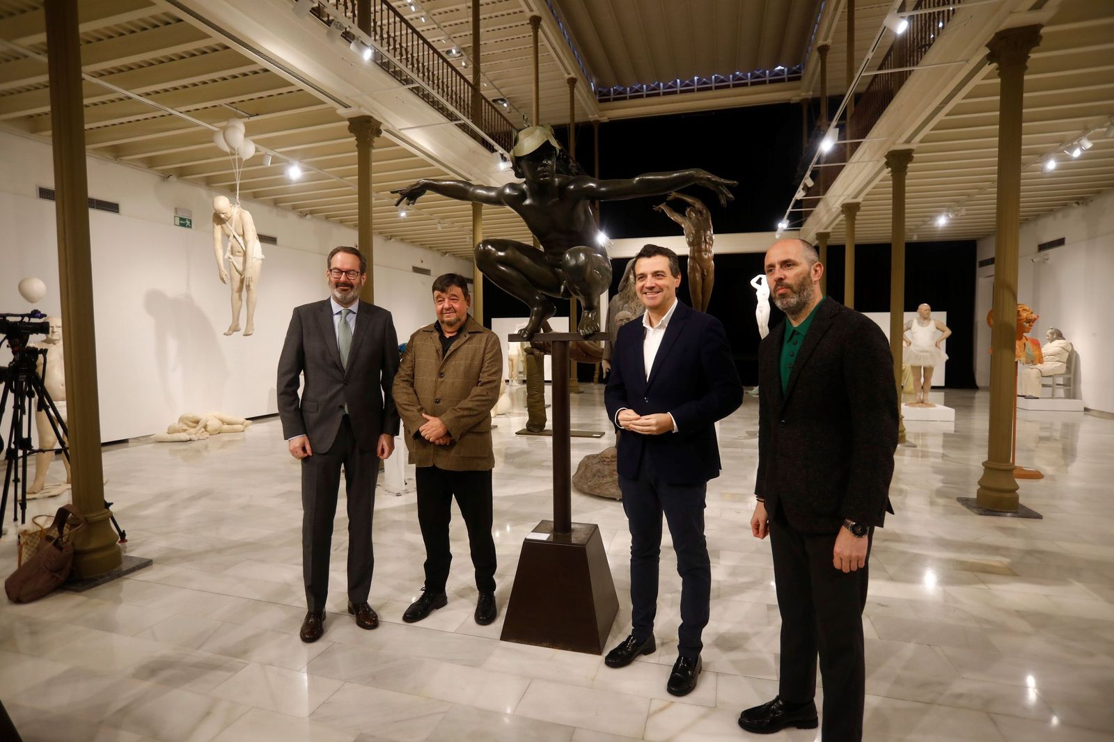 Un paseo en imágenes por la exposición 'Forma y fondo' de Belmonte en Córdoba