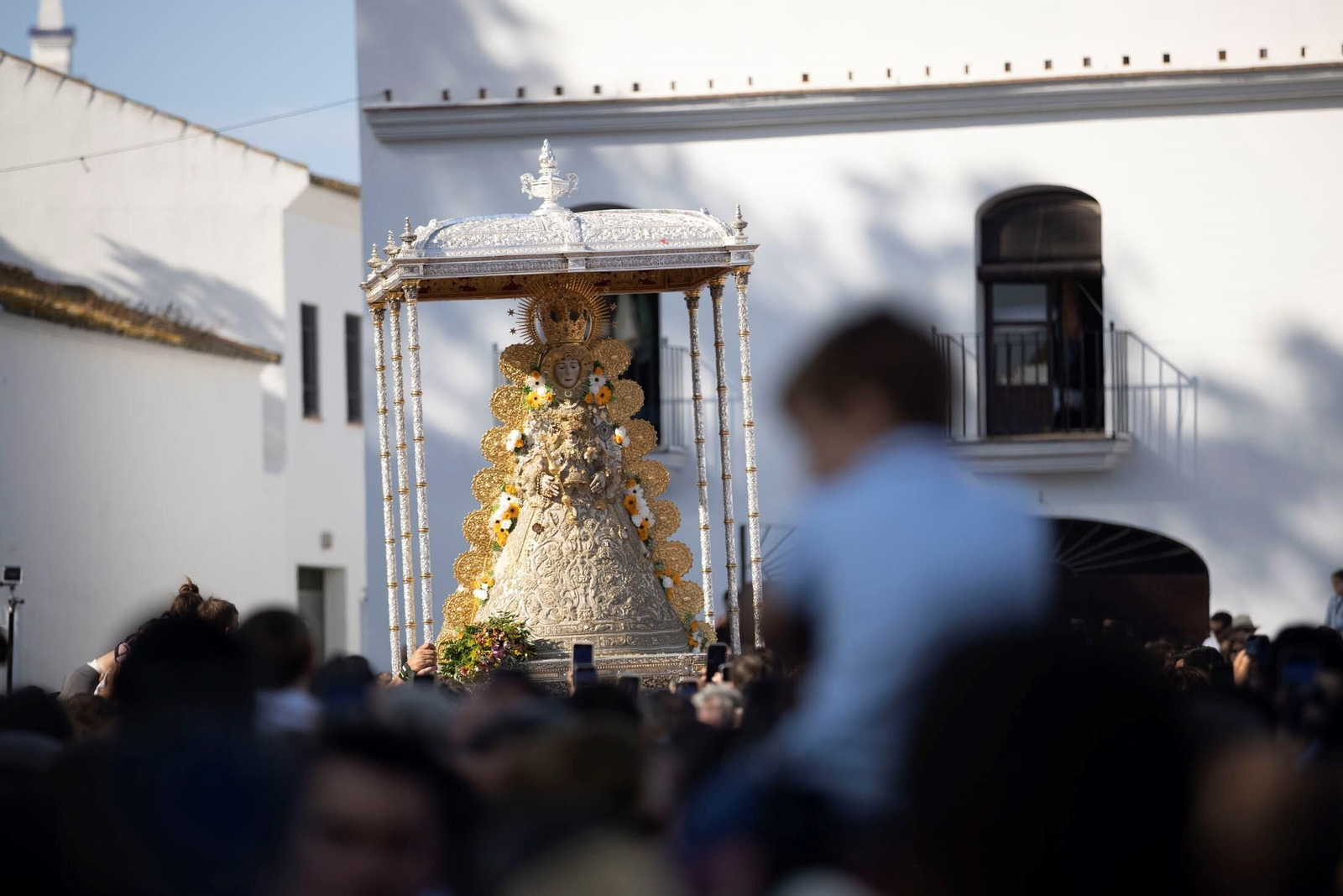 La Virgen del Rocío, en la procesión del pasado Lunes de Pentecostés.